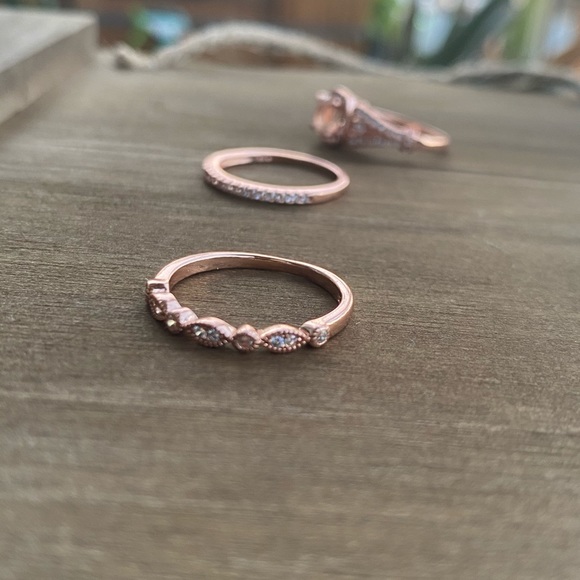 Simple Pattern 925 Sterling Silver Ring - Picture 3 of 3